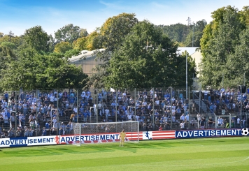 187,2 m Pantalla LED perimetral SBO-LED10G, pantalla LED para estadios,, forma L, 117 paneles, TecMaschin 